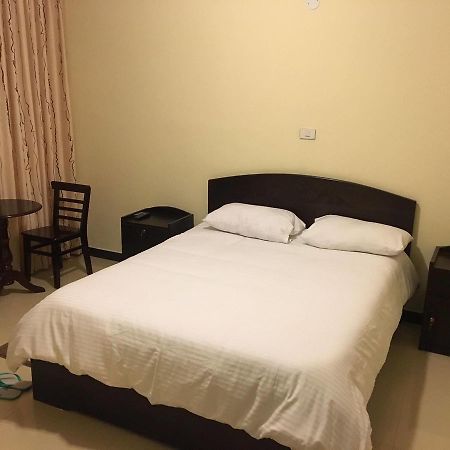Cheers Bed & Breakfast Αντίς Αμπέμπα Εξωτερικό φωτογραφία