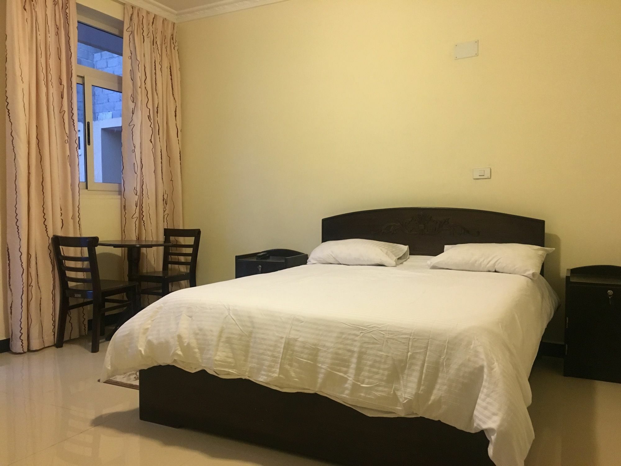 Cheers Bed & Breakfast Αντίς Αμπέμπα Εξωτερικό φωτογραφία